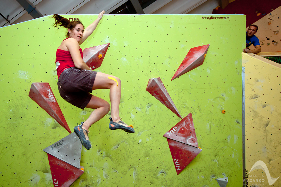 vertigo, open, lezecke, centrum, boulder, bouldering, umela, stena, boulder, pretek